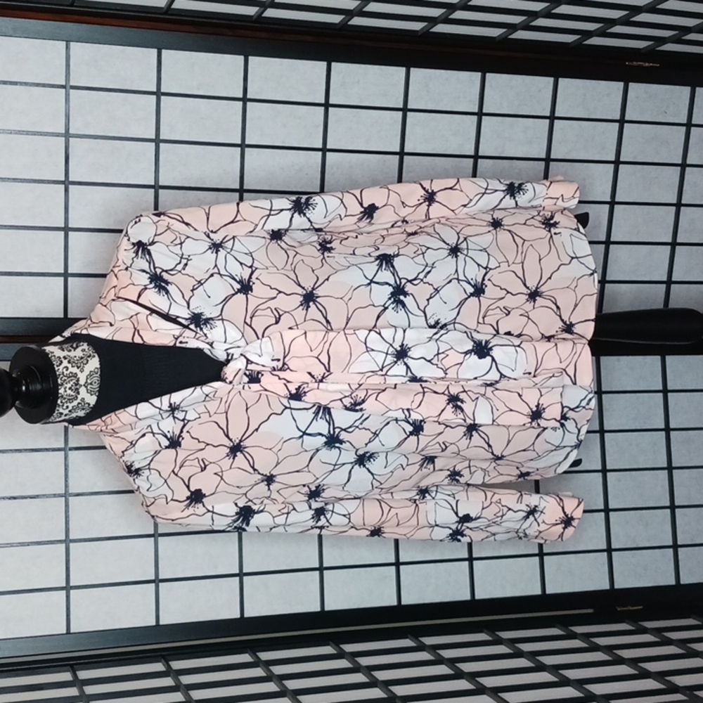 Womens Banana Republic Tie Neck Floral top